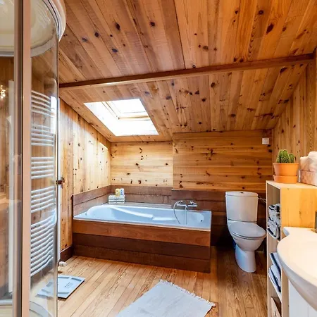 Piraillan Lege-cap Ferret Holiday home