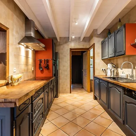 Piraillan Lege-cap Ferret Holiday home *
